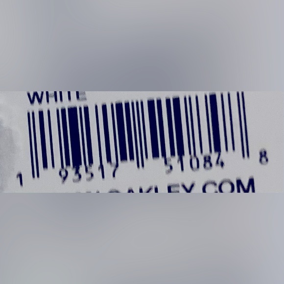 Oakley Men’s Graphic Short Sleeve T-shirt - Picture 3 of 3